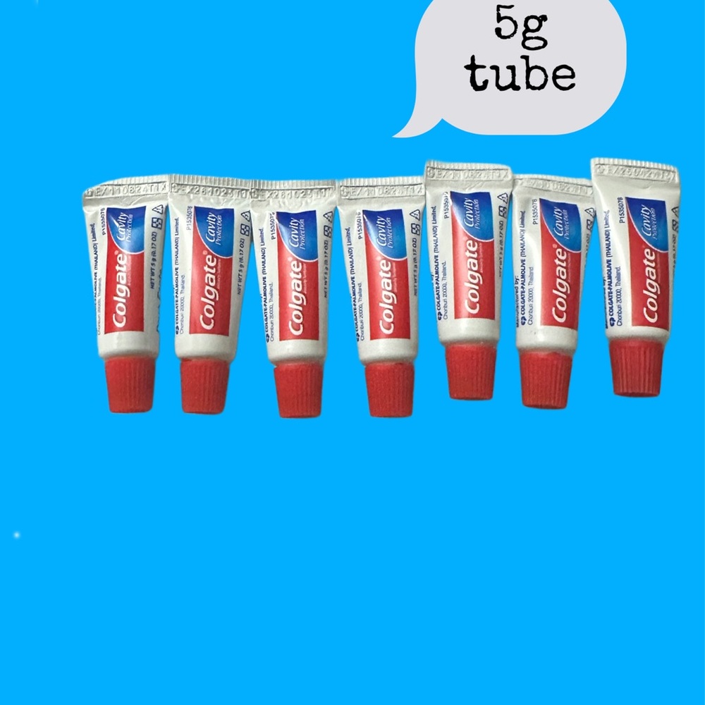 Set of 7 Mini tubes of Colgate anti-cavity toothpaste,( 5 grams).